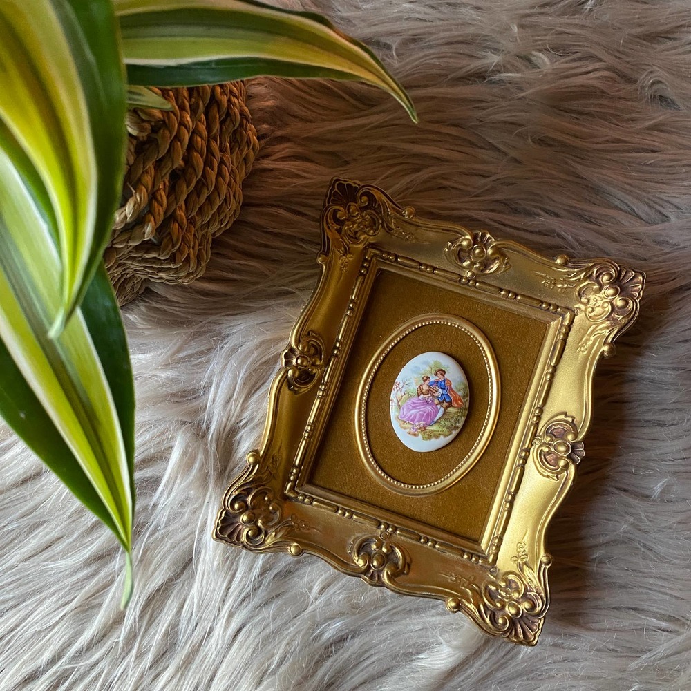 SOLD 🛒 Vintage Mini Frame